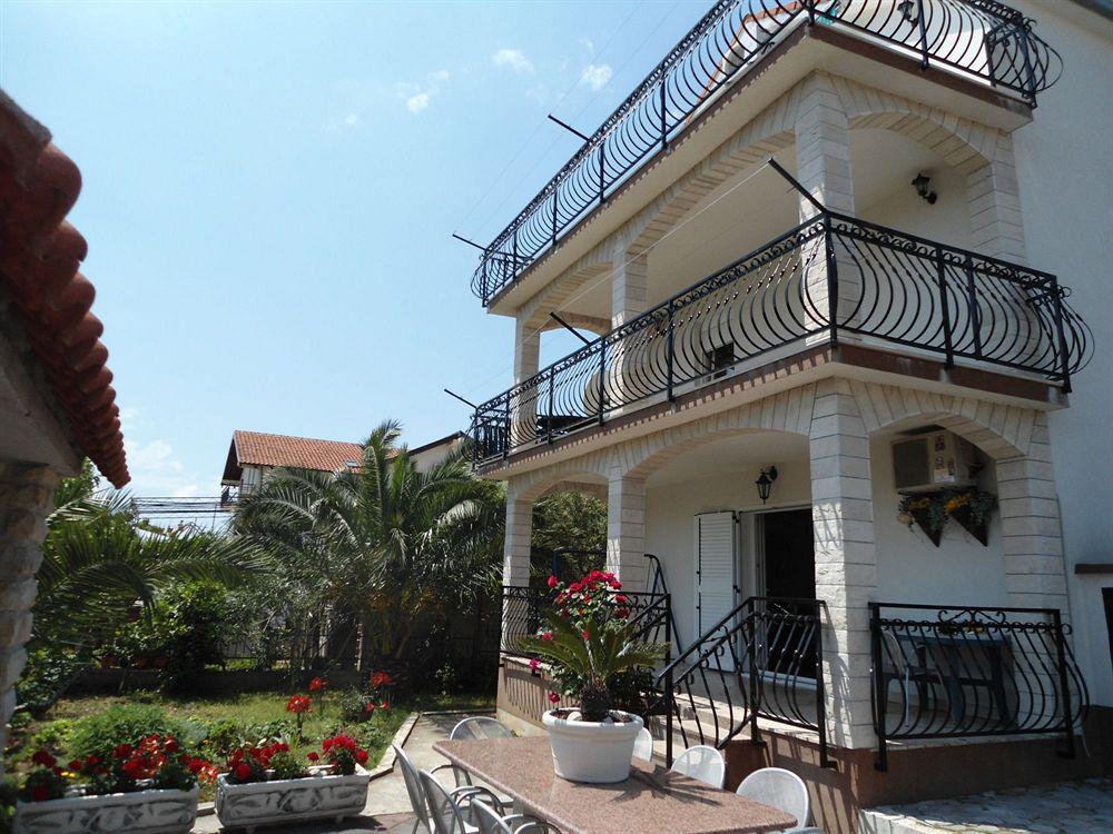 Apartmani Slavica 斯普利特 外观 照片